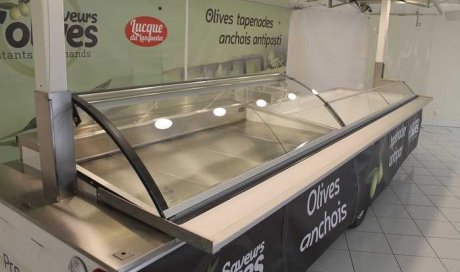 Remorques magasin pour la vente d'olives et fruits secs à Gigean - Pro-étal