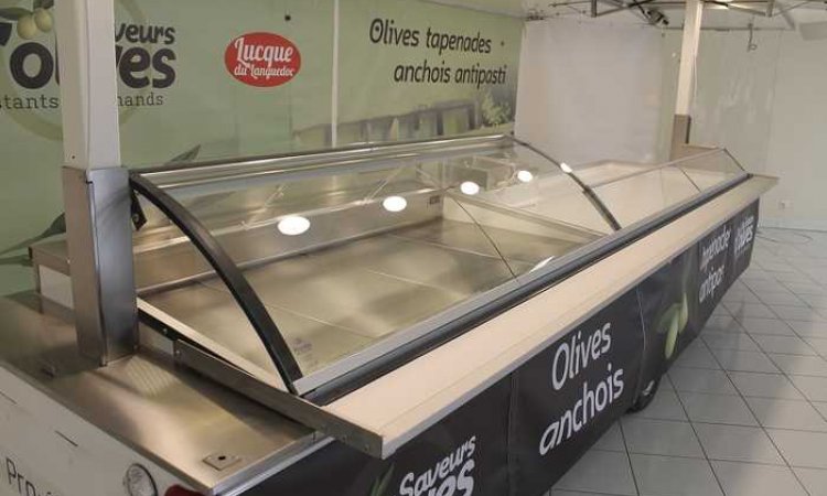 Remorques magasin pour la vente d'olives et fruits secs à Gigean - Pro-étal